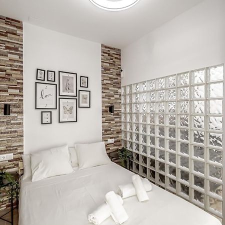 Apartamentos Franco Rodriguez Madrid Eksteriør billede