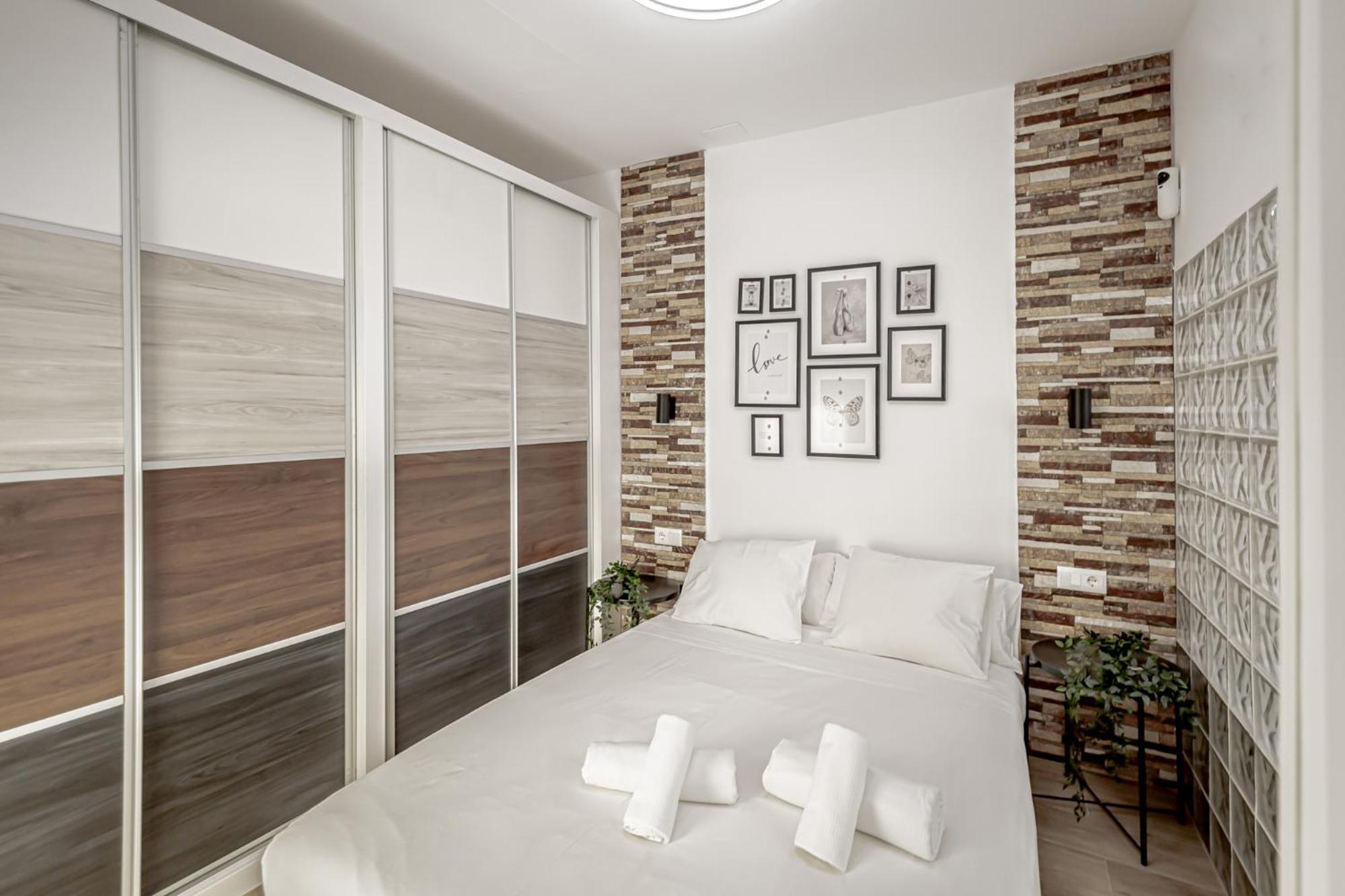 Apartamentos Franco Rodriguez Madrid Eksteriør billede