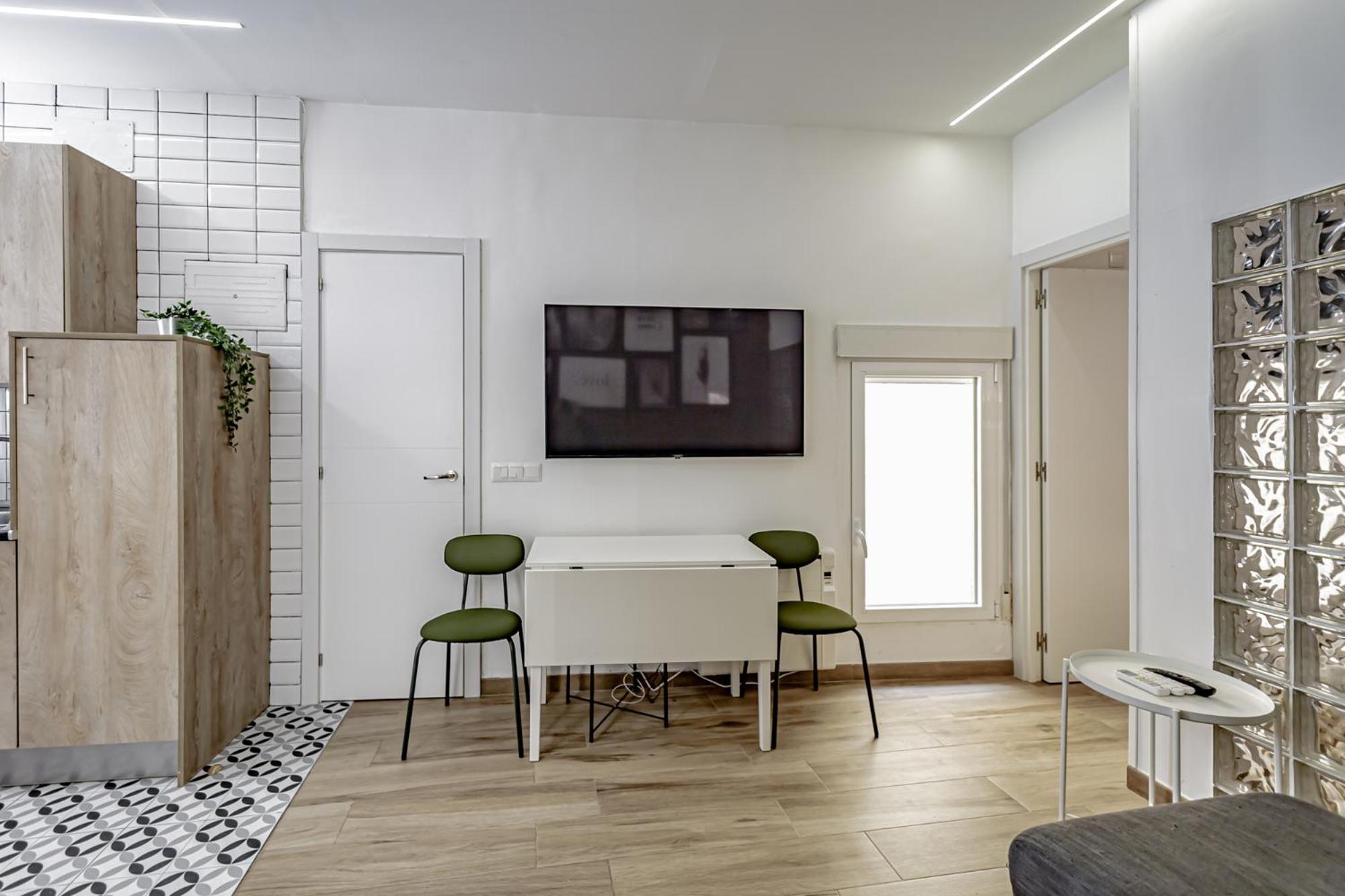Apartamentos Franco Rodriguez Madrid Værelse billede